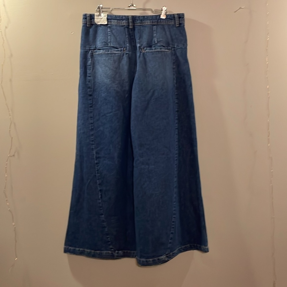 Free People Pleated High-Rise Wide Leg Jeans in Medium Blue - Picture 8 of 13